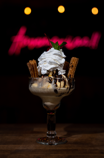 CHURRO ICE CREAM SUNDAE