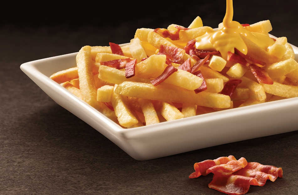 Papas Con Cheddar y Bacon